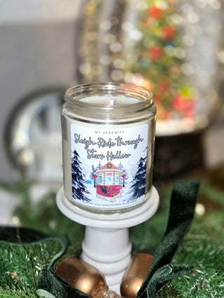 🛷 Sleigh Ride Through Stars Hollow — Aspen Woods & Frosted Pine
Snowy streets, twinkle lights, and small-town wonder. Gilmore Girls Inspired Candle
